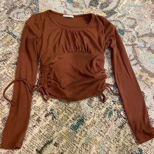 cropped long sleeve shirt